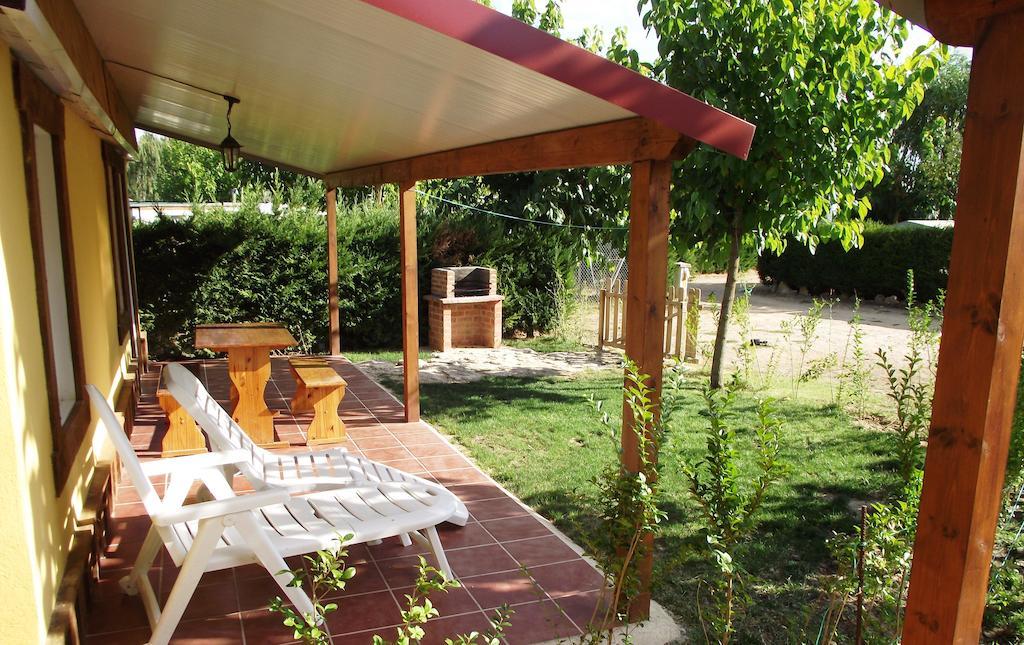 Camping Cubillas Cubillas de Santa Marta Pokoj fotografie