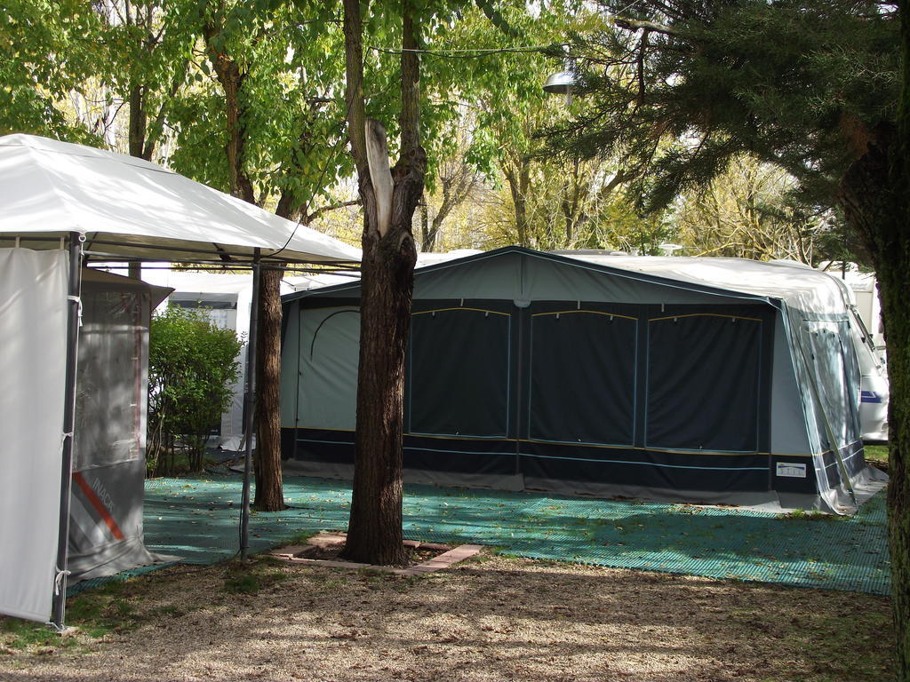 Camping Cubillas Cubillas de Santa Marta Exteriér fotografie